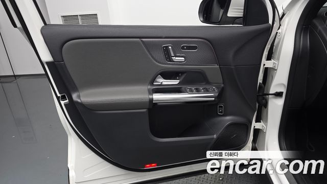 Mercedes-Benz EQA EQA250
