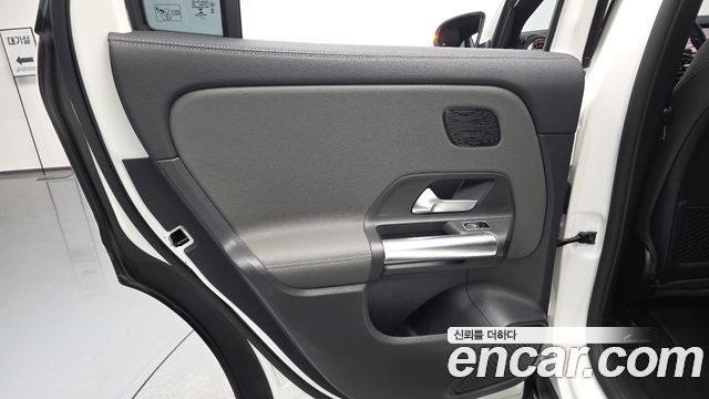Mercedes-Benz EQA EQA250