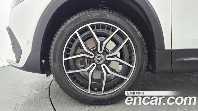 Mercedes-Benz EQB EQB300 4MATIC AMG Line