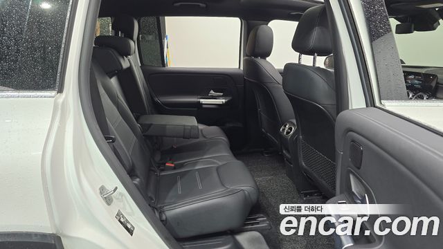 Mercedes-Benz EQB EQB300 4MATIC AMG Line