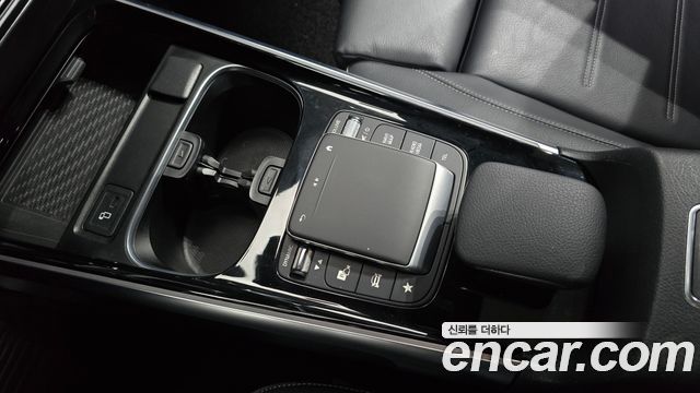 Mercedes-Benz EQB EQB300 4MATIC AMG Line