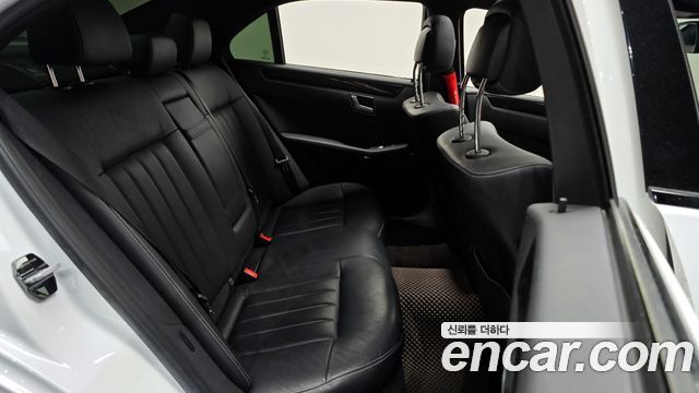 Mercedes-Benz E-Class E220 Bluetec Avantgarde Sport