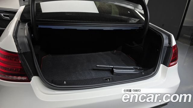 Mercedes-Benz E-Class E220 Bluetec Avantgarde Sport