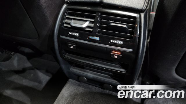 BMW 5-Series 520i Luxury