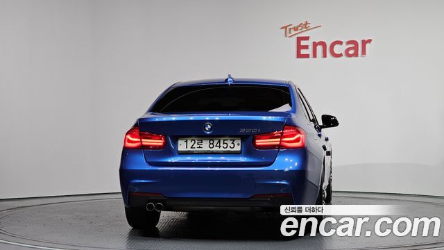 BMW 3-Series 330i M Sport