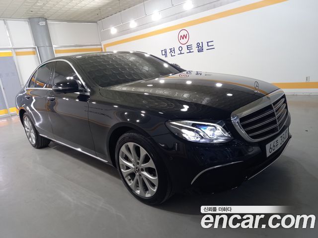 Mercedes-Benz E-Class E300 Exclusive