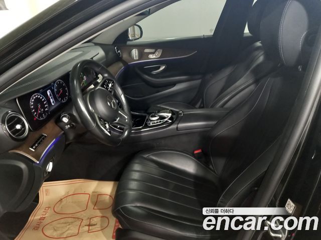 Mercedes-Benz E-Class E300 Exclusive