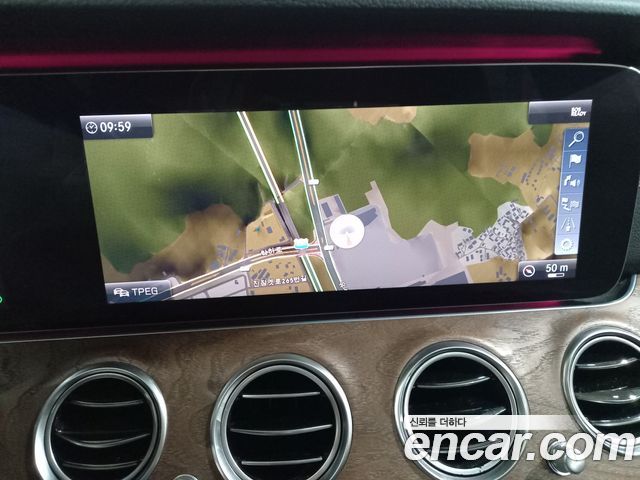 Mercedes-Benz E-Class E300 Exclusive