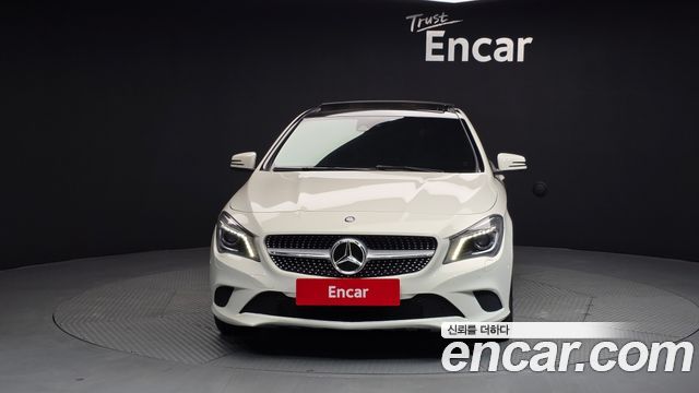 Mercedes-Benz CLA-Class CLA200 d 4MATIC