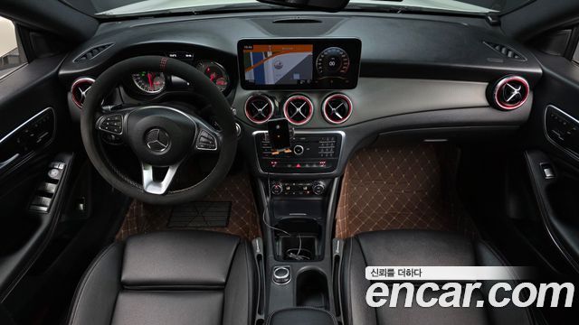 Mercedes-Benz CLA-Class CLA200 d 4MATIC