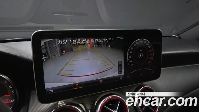 Mercedes-Benz CLA-Class CLA200 d 4MATIC