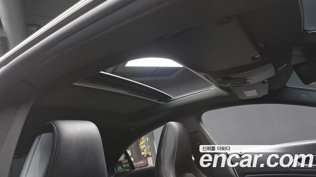 Mercedes-Benz CLA-Class CLA200 d 4MATIC