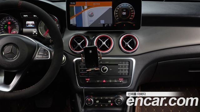 Mercedes-Benz CLA-Class CLA200 d 4MATIC