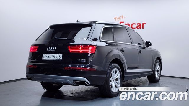 Audi Q7 45 TFSI Quattro