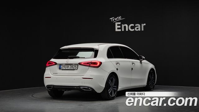 Mercedes-Benz A-Class A220 Hatchback