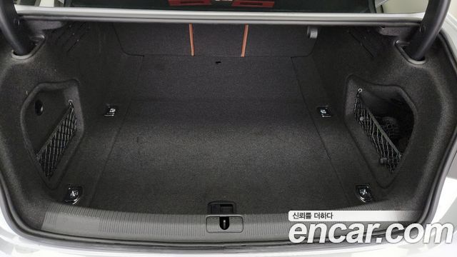 Audi A4 40 TFSI Premium