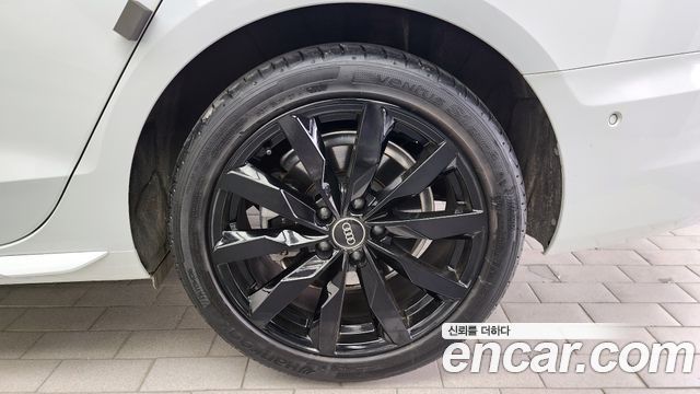 Audi A4 40 TFSI Premium