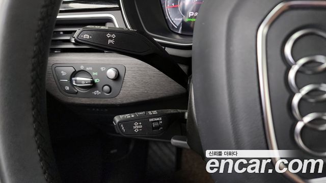 Audi A4 40 TFSI Premium