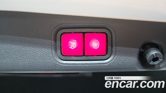 Mercedes-Benz E-Class E300e 4MATIC Exclusive