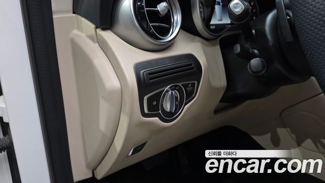 Mercedes-Benz GLC-Class GLC300