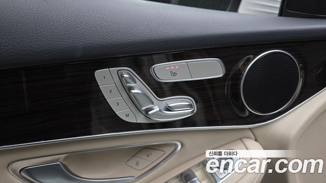Mercedes-Benz GLC-Class GLC300