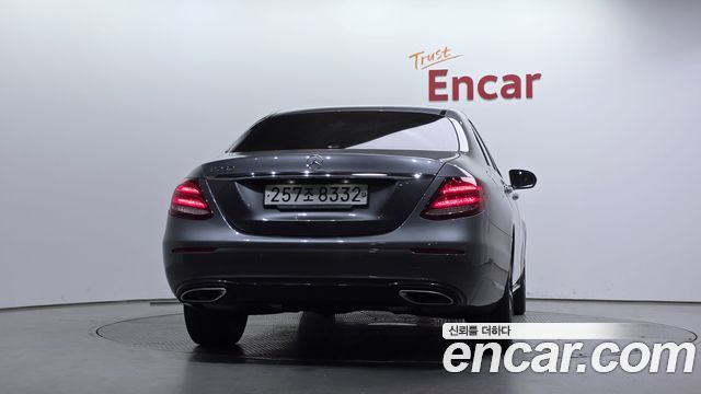Mercedes-Benz E-Class E250 Avantgarde