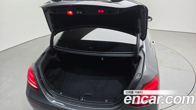 Mercedes-Benz E-Class E250 Avantgarde