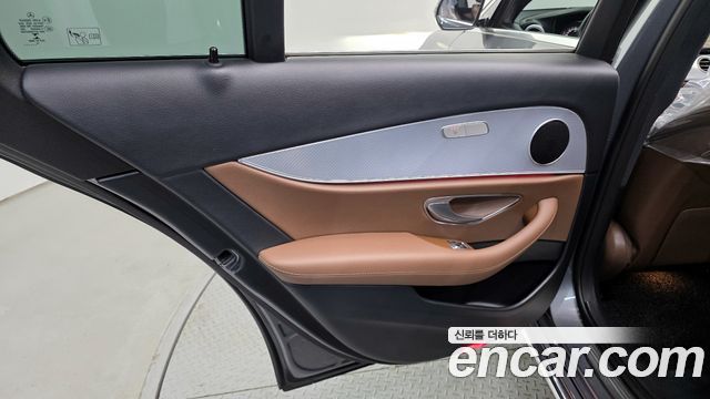 Mercedes-Benz E-Class E250 Avantgarde