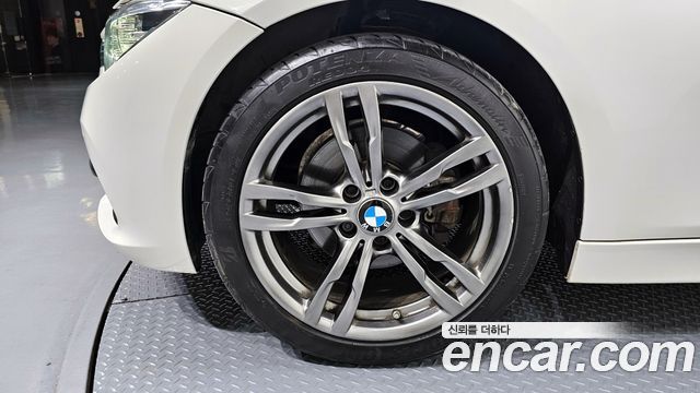 BMW 3-Series 320d