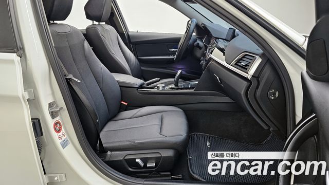 BMW 3-Series 320d