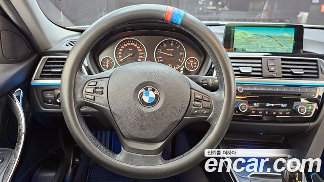 BMW 3-Series 320d