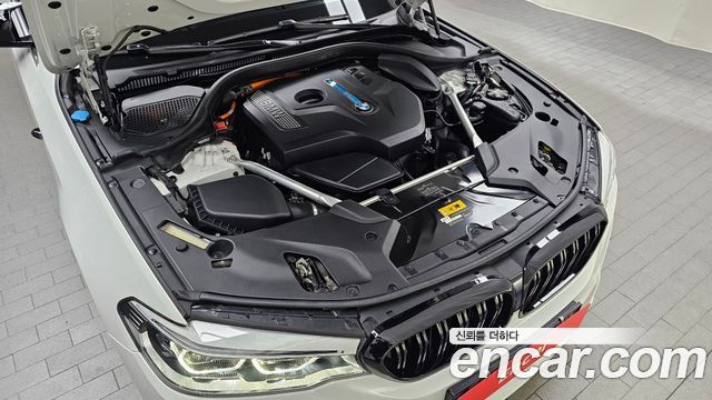 BMW 5-Series 530e M Sport