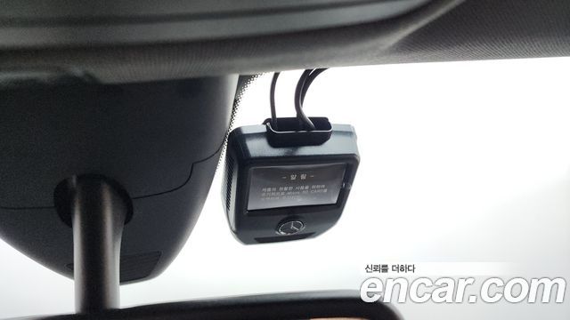 Mercedes-Benz B-Class B220