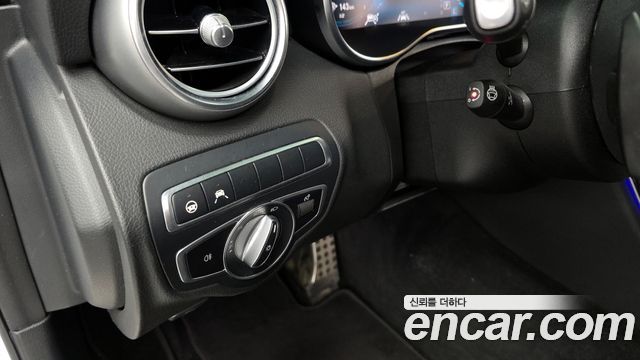Mercedes-Benz C-Class C200 AMG Line
