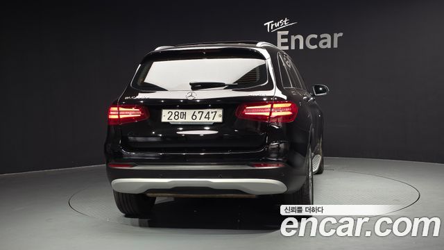 Mercedes-Benz GLC-Class GLC350e 4MATIC AMG Line
