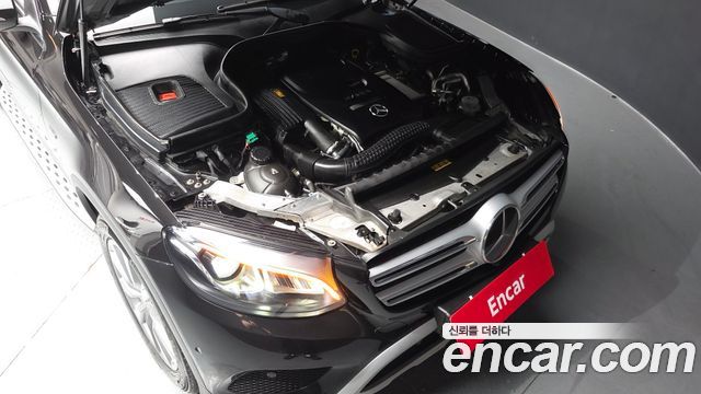 Mercedes-Benz GLC-Class GLC350e 4MATIC AMG Line