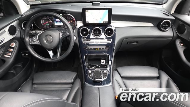 Mercedes-Benz GLC-Class GLC350e 4MATIC AMG Line