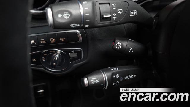 Mercedes-Benz GLC-Class GLC350e 4MATIC AMG Line