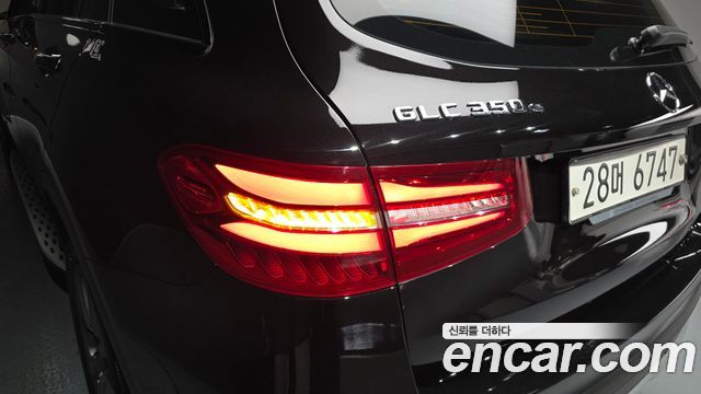 Mercedes-Benz GLC-Class GLC350e 4MATIC AMG Line