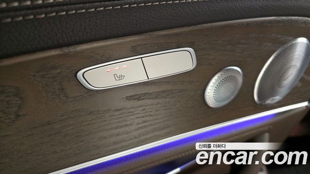 Mercedes-Benz E-Class E300 4MATIC Exclusive