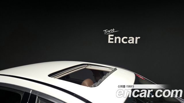 Mercedes-Benz E-Class E300 4MATIC Exclusive