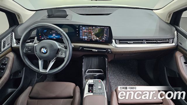 BMW 2-Series 220i Luxury