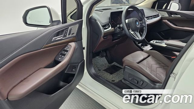 BMW 2-Series 220i Luxury
