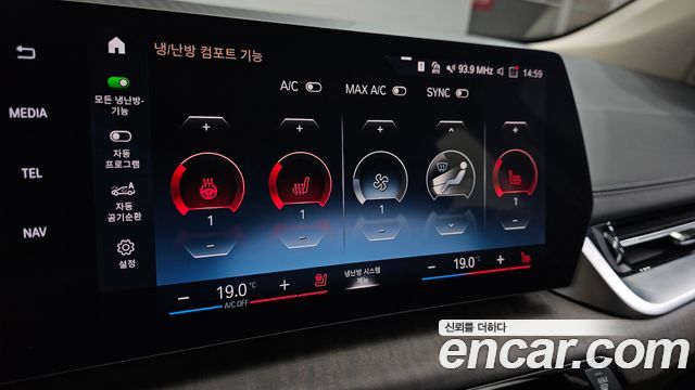 BMW 2-Series 220i Luxury