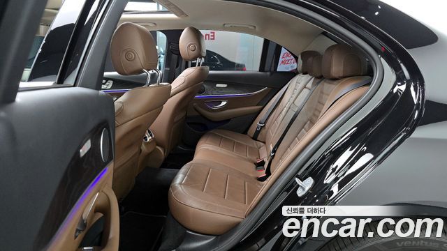 Mercedes-Benz E-Class E300 4MATIC AV Intelligent Drive