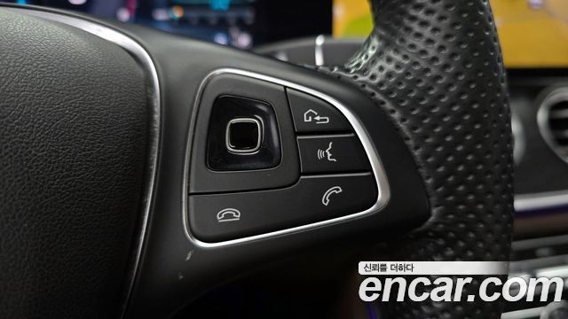 Mercedes-Benz E-Class E300 4MATIC AV Intelligent Drive