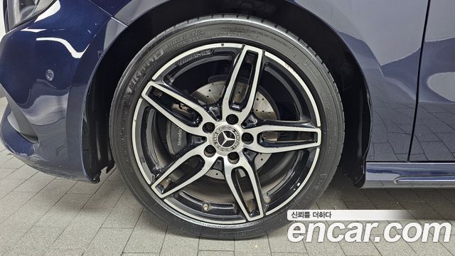 Mercedes-Benz A-Class A200 AMG Line