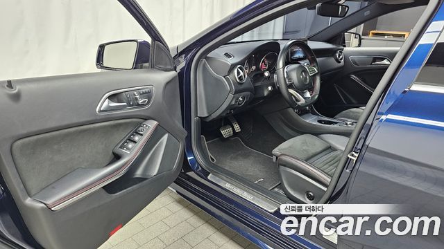 Mercedes-Benz A-Class A200 AMG Line