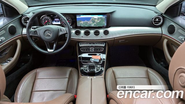 Mercedes-Benz E-Class E200 Avantgarde