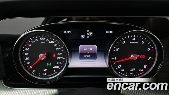 Mercedes-Benz E-Class E200 Avantgarde